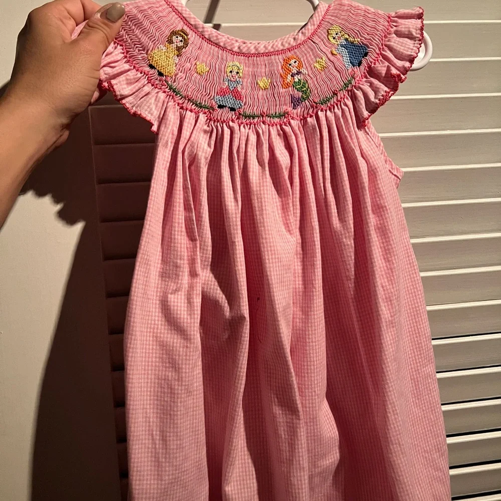 Pink Smocked Princess GirlsDress - Picture 4 of 8